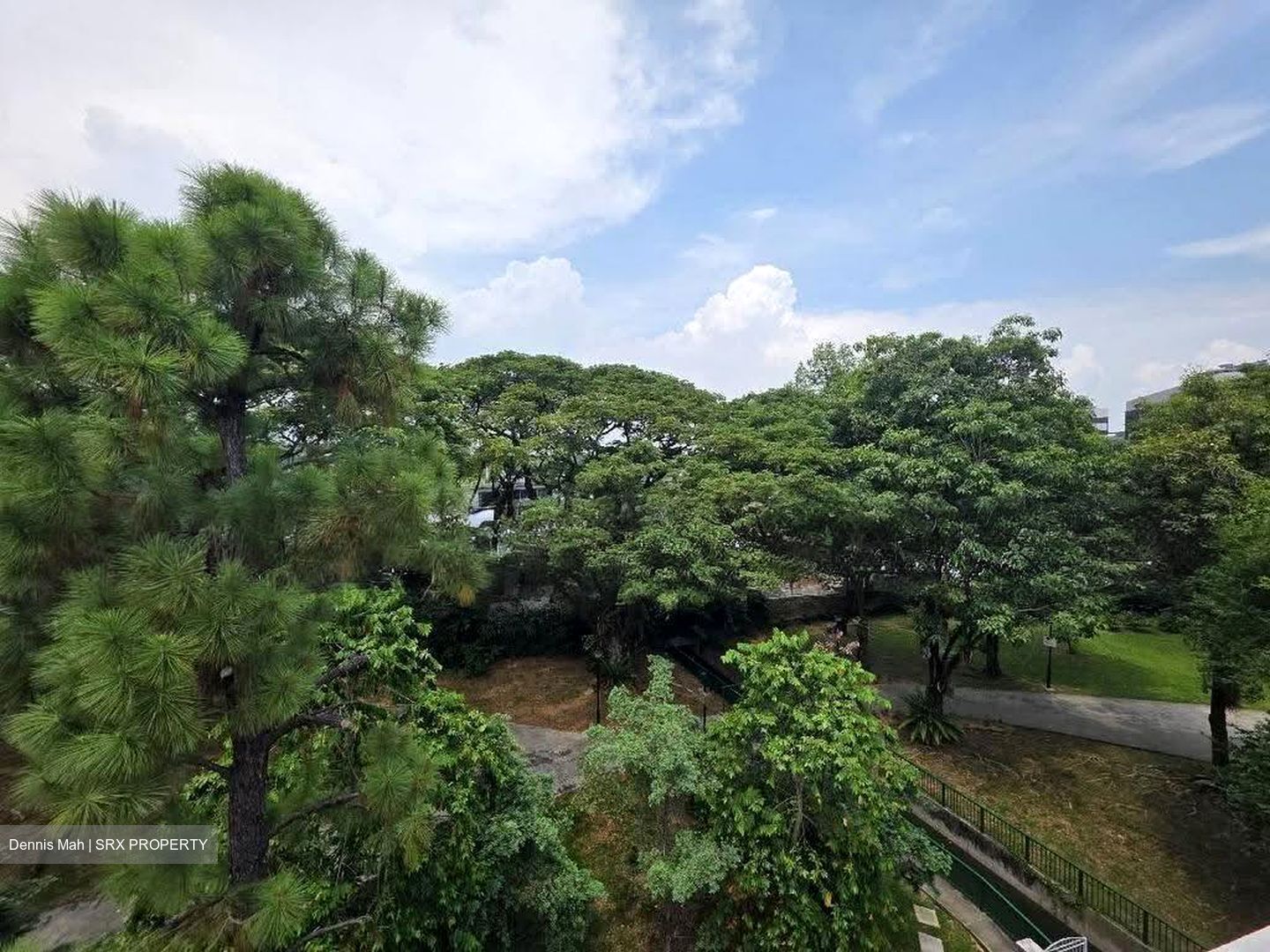 Le Loyang (D17), Apartment #638951251